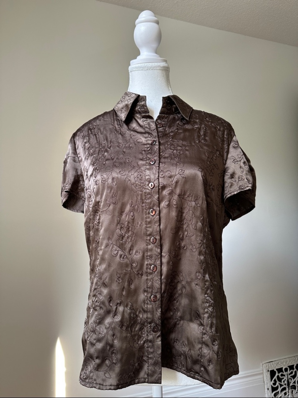 JESSICA Y2K‎ Brown Satin Floral Embroidered Preppy Short Sleeve Blouse Sz 12